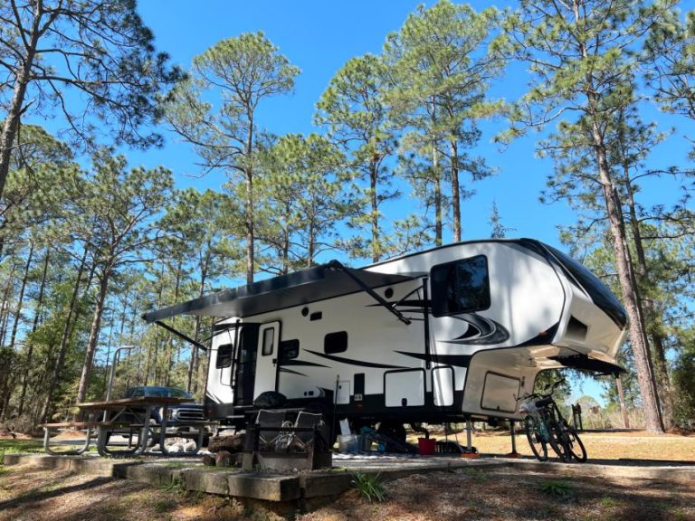 fifth wheel entreposage quebec